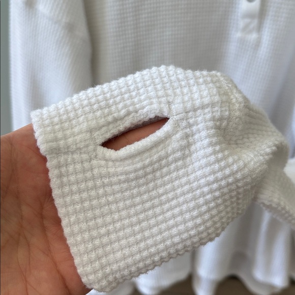 NWOT Offline by Aerie Waffle Henley Shirt in white, size L - Picture 5 of 7